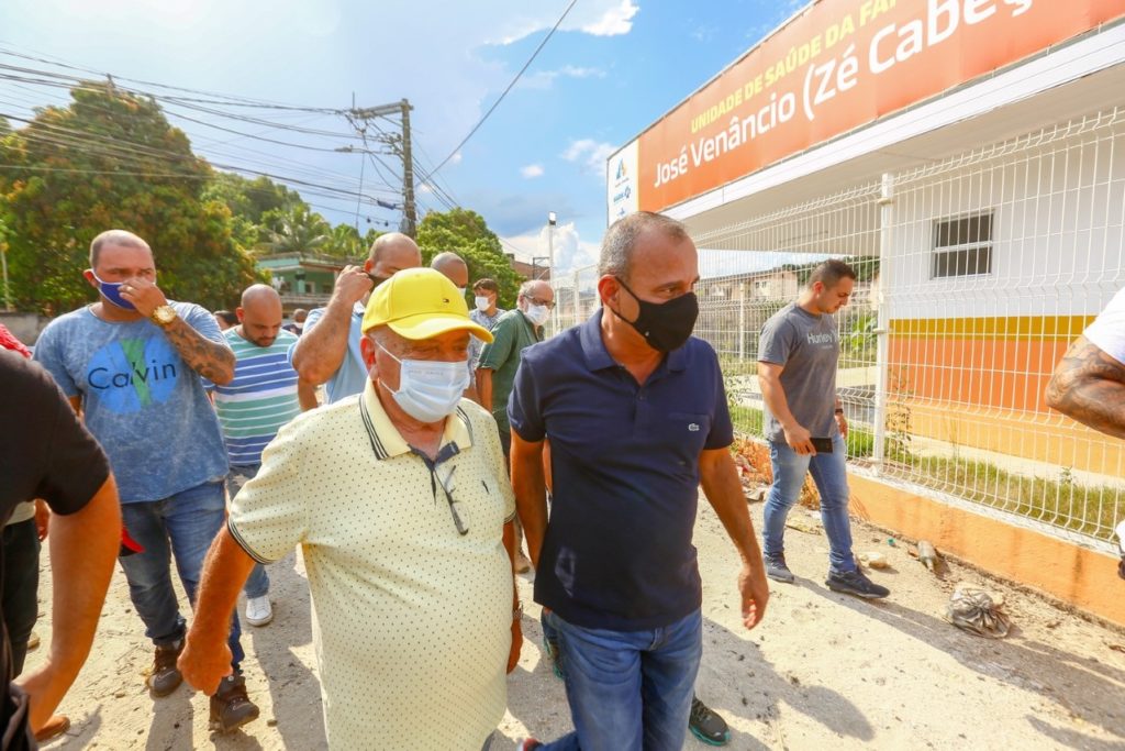 Waguinho esteve no bairro Vale das Mangueiras verificando as obras da Unidade de Saúde da Família/Rafael Barreto/PMBR