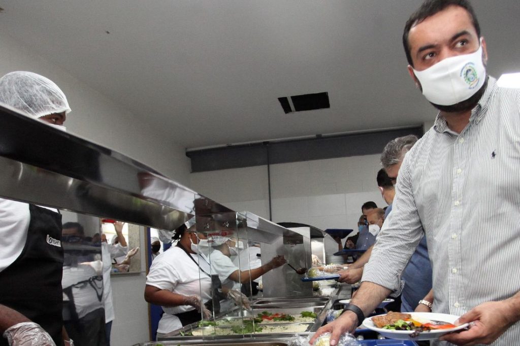 Governador inaugurou o primeiro restaurante popular em Caxias/Divulgação/Governo do estado