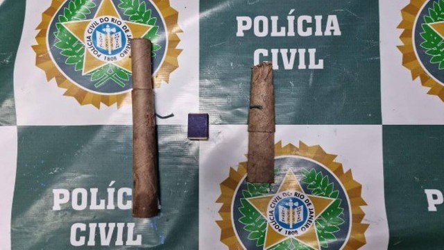 Os artefatos explosivos foram apreendidos pelos policiais/Divulgação