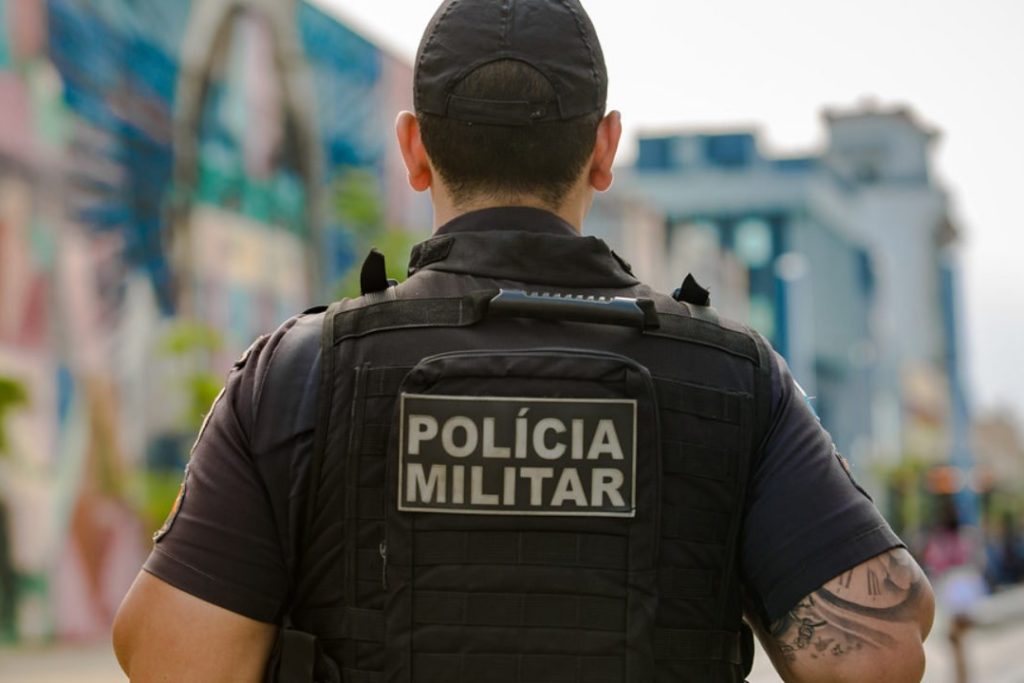 De janeiro até 1º de setembro 100 policiais militares foram baleados na Região Metropolitana. Desse total, 39 morreram/Reprodução