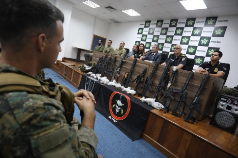 Representantes das polícias Civil e Militar explicaram operações realizadas nesta quinta-feira (23) no Salgueiro e na Maré/
Pedro Ivo/ Agência O Dia
